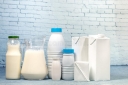 При покупке молочной продукции необходимо тщательно изучить ее упаковку 
