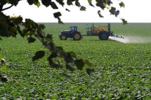 Контроль за остаточным количеством пестицидов в природных и мелиоративных водах Ростовской области 